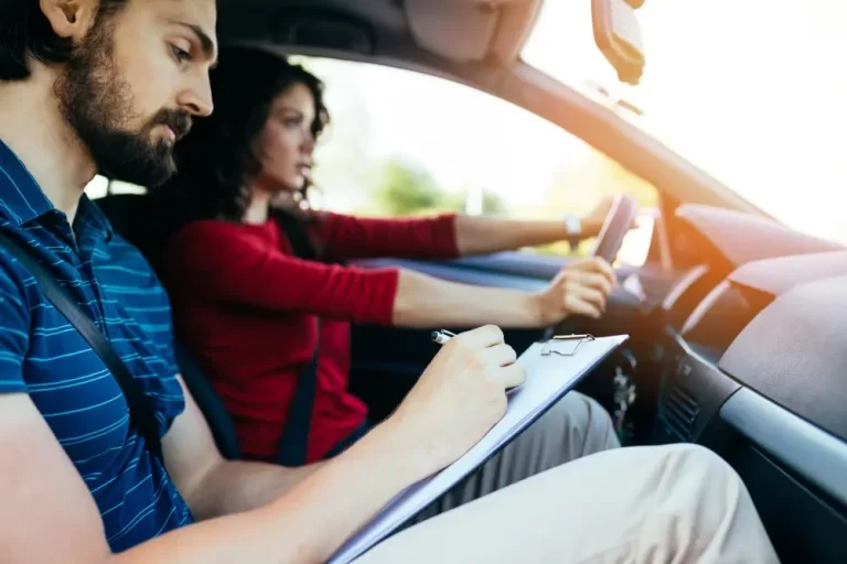 How To Choose A Driving Instructor 