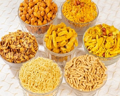 Indian-Snacks-and-Namkeens