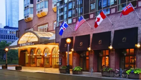 Best Hotels in Toronto, Canada for Families